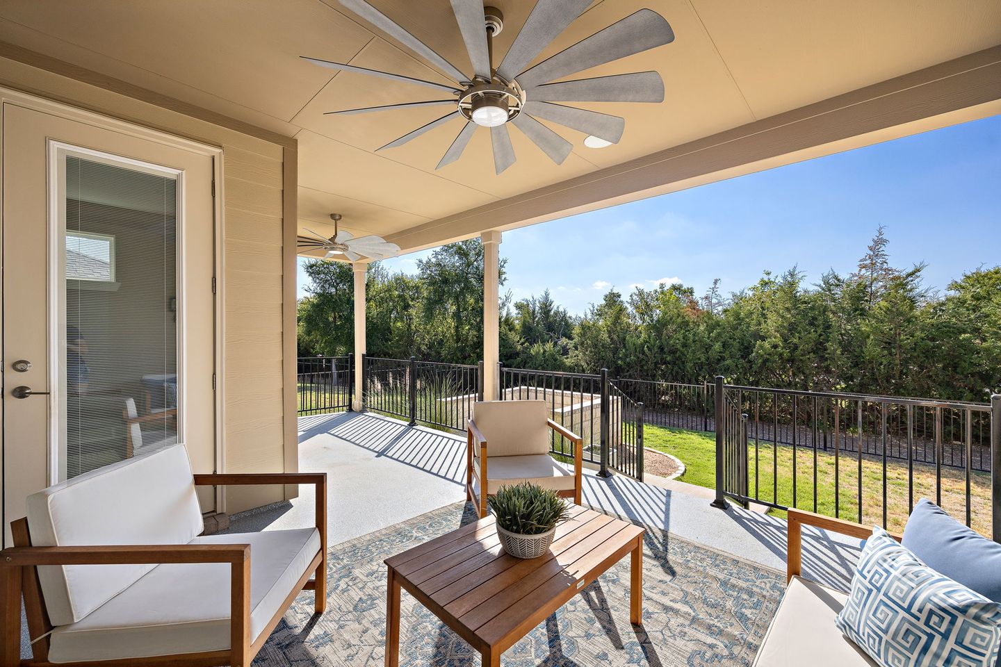 28-web-or-mls-117-spanish-star-st-kcp-090623---113.jpg