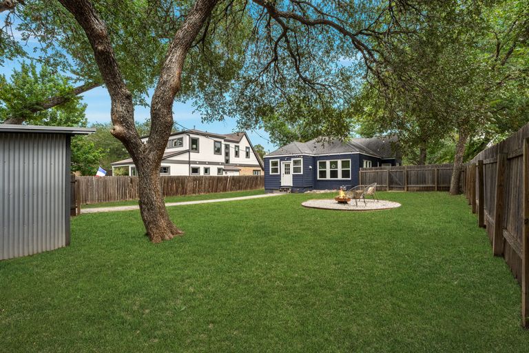 28-web-or-mls-1612-travis-heights-blvd-(26-of-35).jpg