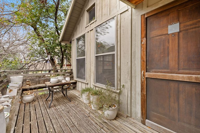 28-web-or-mls-1813-waterston-ave-kcp-022125---124.jpg