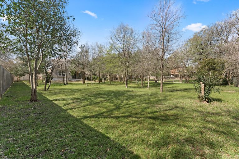 28-web-or-mls-2216-toulouse-dr-6-1742836517.jpg