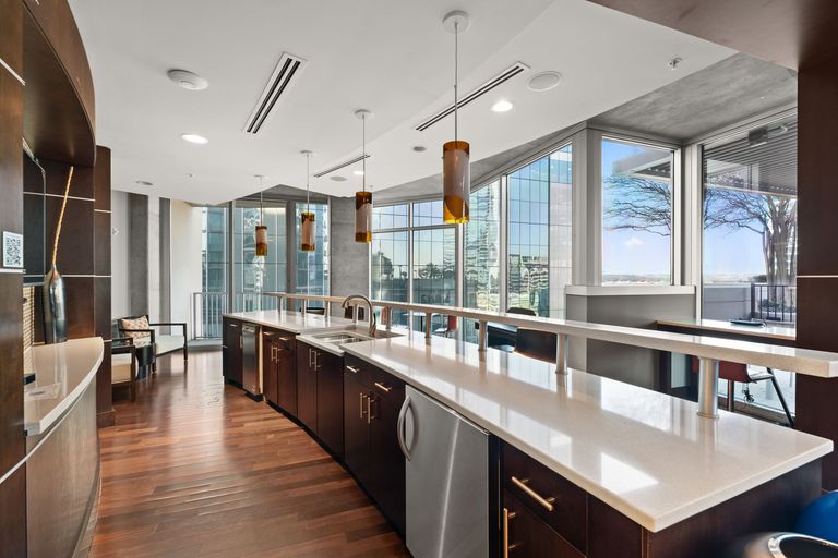 28-web-or-mls-360-nueces-st-2408-(26-of-38).jpg
