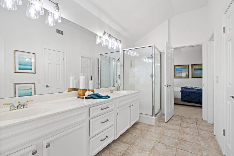 28-web-or-mls-6500-back-bay-ln-kcp-050824---107.jpg