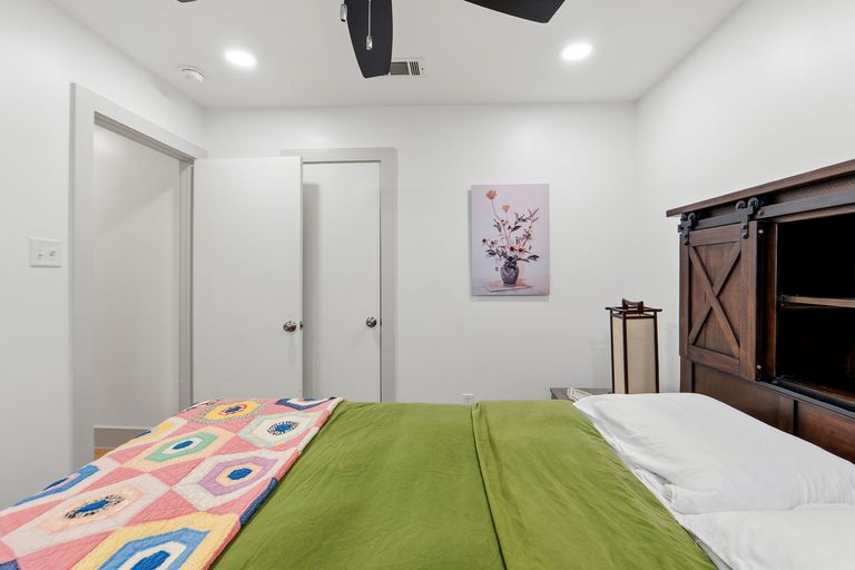 29-sqft-0997.jpg