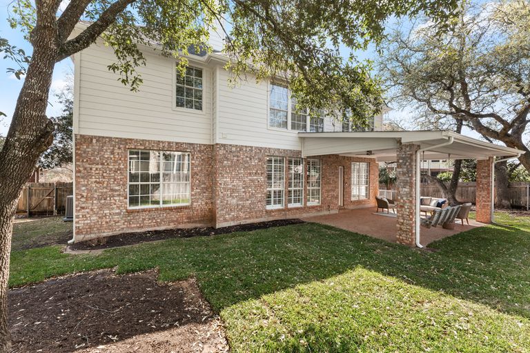 29-web-or-mls-11204-gorham-glen-ct.jpg
