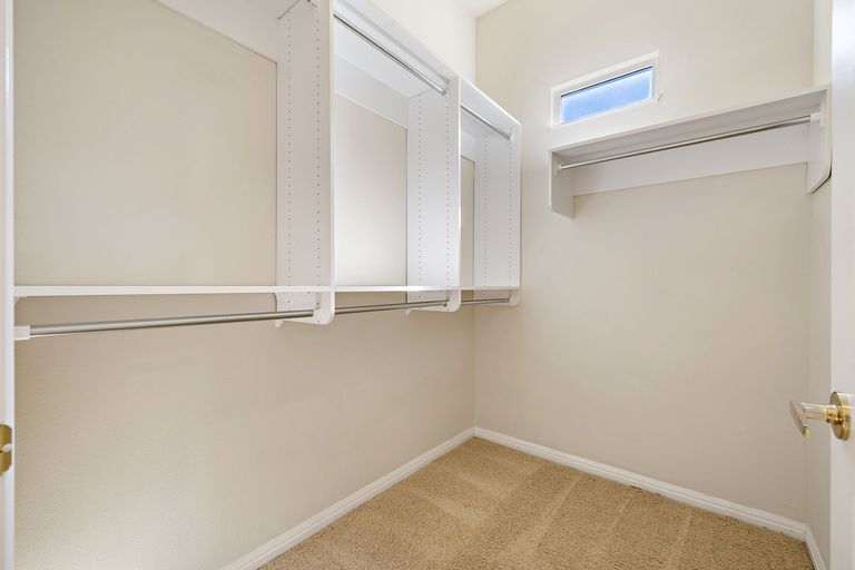 29-web-or-mls-120-durango-trail-kcp-022625---64.jpg