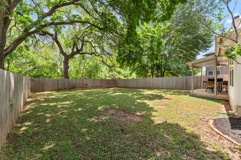 29-web-or-mls-1505-balsam-way-16-1745433799.jpg