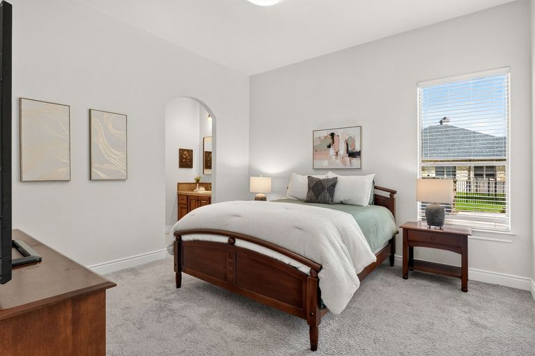 29-web-or-mls-201-canyon-vista-ln-(24-of-37).jpg