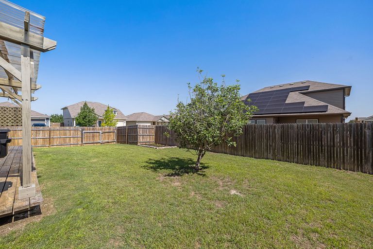 29-web-or-mls-201-garcitas-creek-ln-kcp-051326---197.jpg