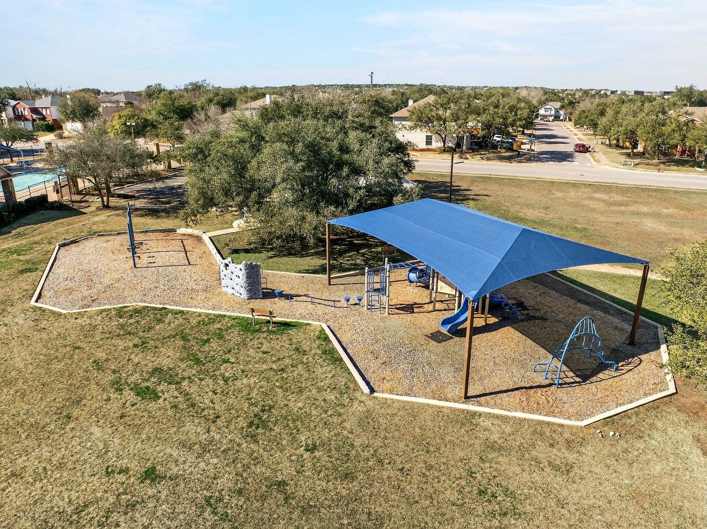 29-web-or-mls-2210-john-tee-dr-(17-of-30)-1771454092.jpg