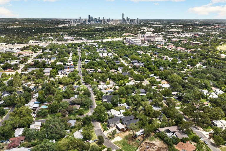 29-web-or-mls-4601-hank-ave-1-(32-of-32).jpg