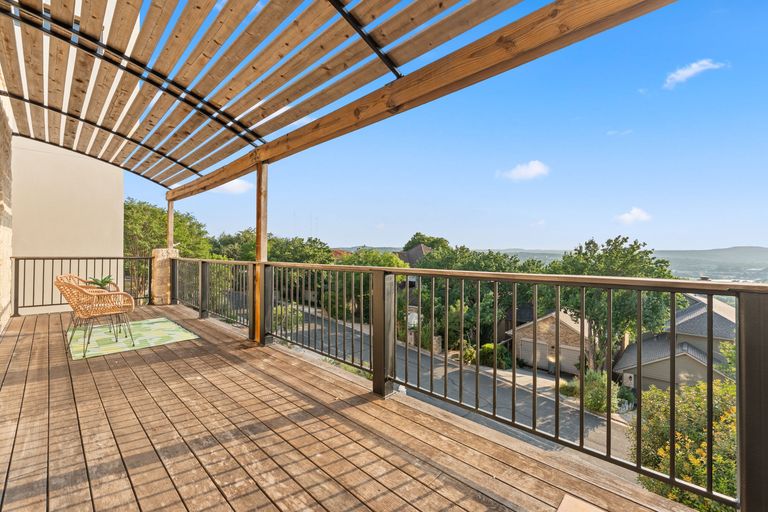 29-web-or-mls-5913-northwest-pl-23-1748297658.jpg
