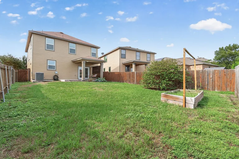 6916 Sunderland Trl, photo 59