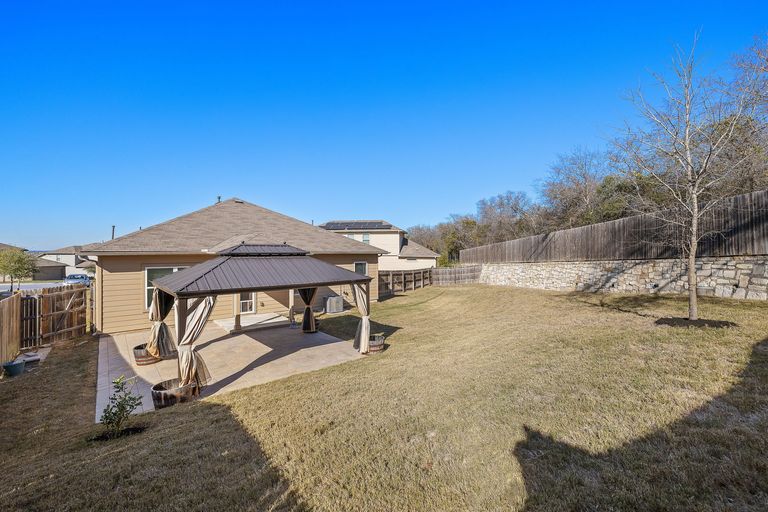 29-web-or-mls-7420-branrust-dr-kcp-010725---144.jpg