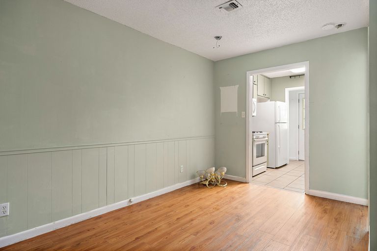 29-web-or-mls-8802-westover-club-dr-kcp-091725---171.jpg