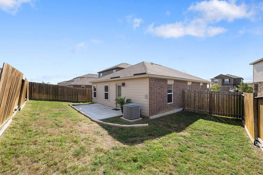 2f5590fa-13320-harry-s-truman-drive_dsp_30.jpg