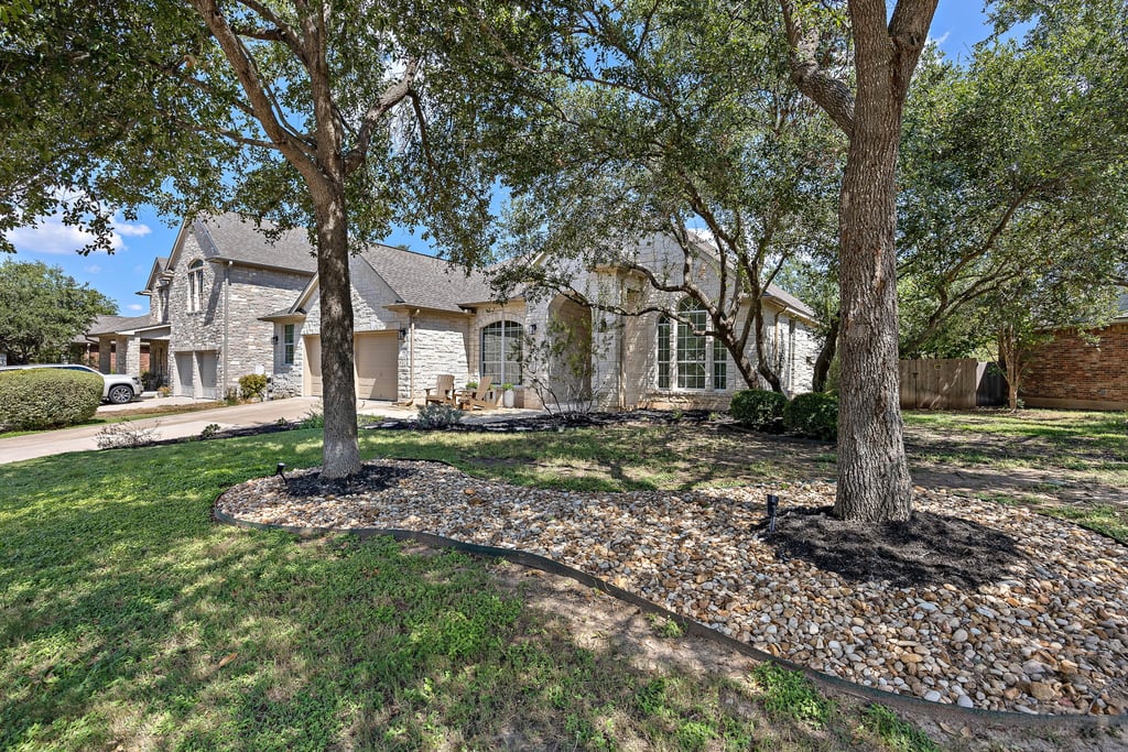 3-custom-12516-uvalde-creek-dr-kcp-091823---147.jpg
