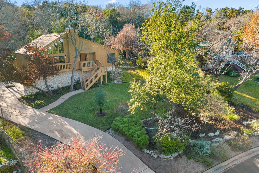 3-custom-4910-westview-dr-(4-of-10).jpg