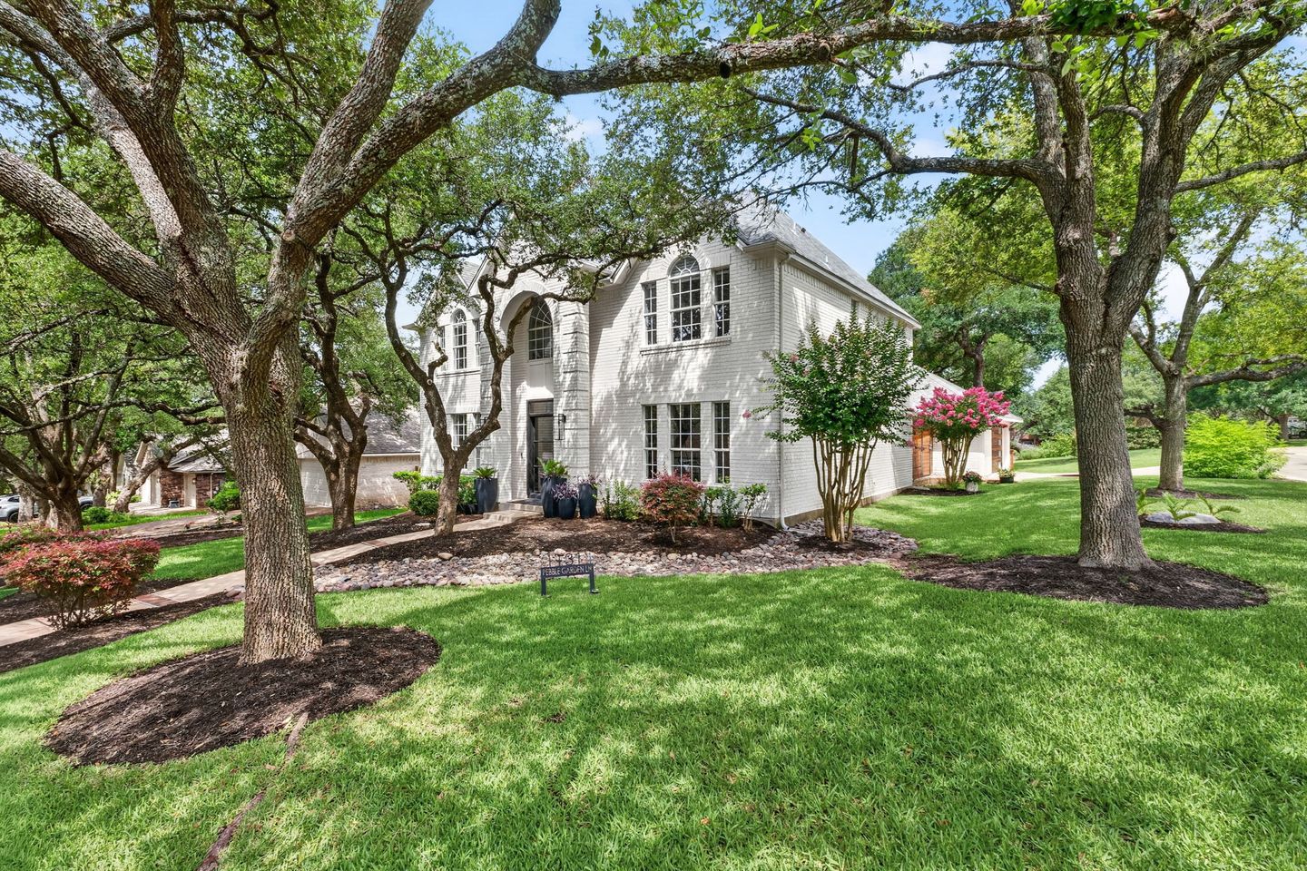 3-web-or-mls-11314-pebble-garden-(3-of-47).jpg