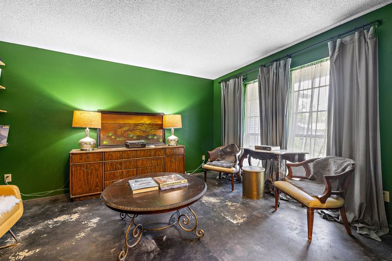 3-web-or-mls-11604-oak-trail-kcp-042924---28-1720978329.jpg
