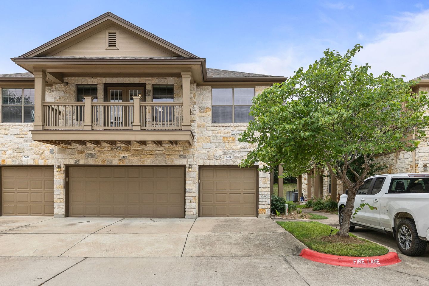 3-web-or-mls-1310-w-parmer-ln,-2401-kcp-052324---168.jpg
