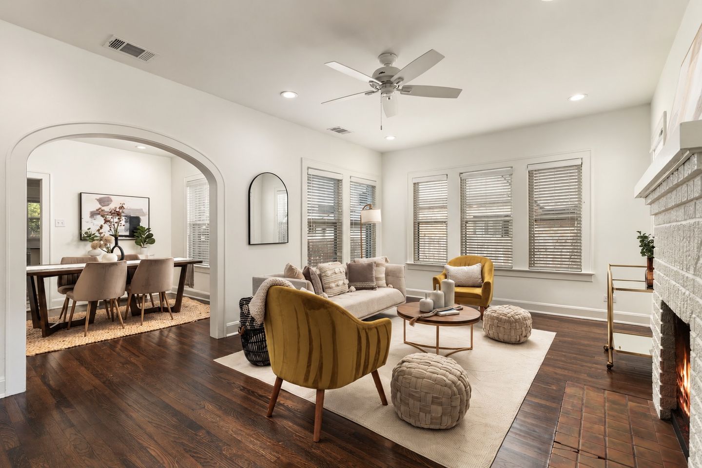 3-web-or-mls-1612-travis-heights-blvd-(4-of-35)-copy.jpeg