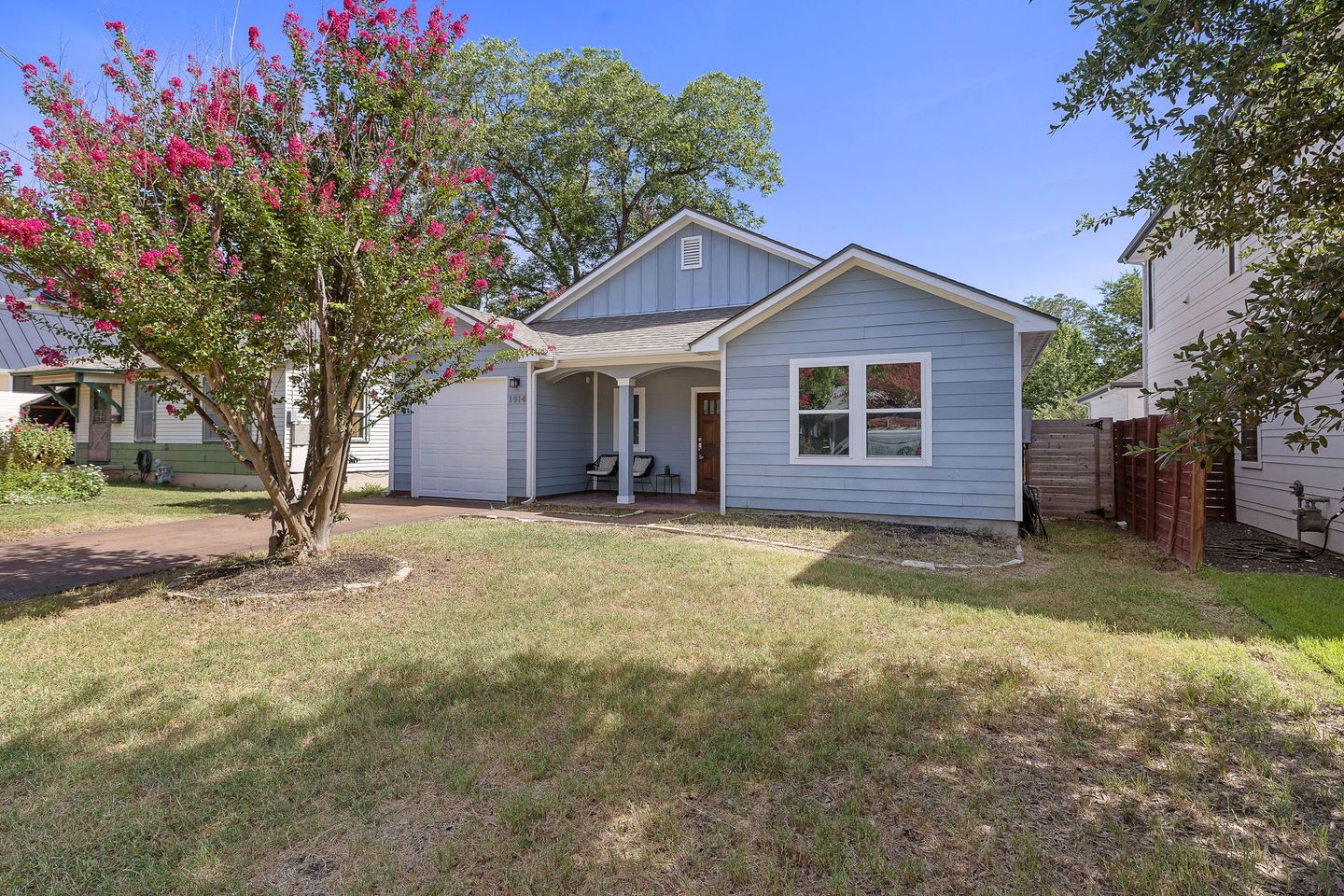 3-web-or-mls-1914-payne-ave-kcp-073025---181.jpg