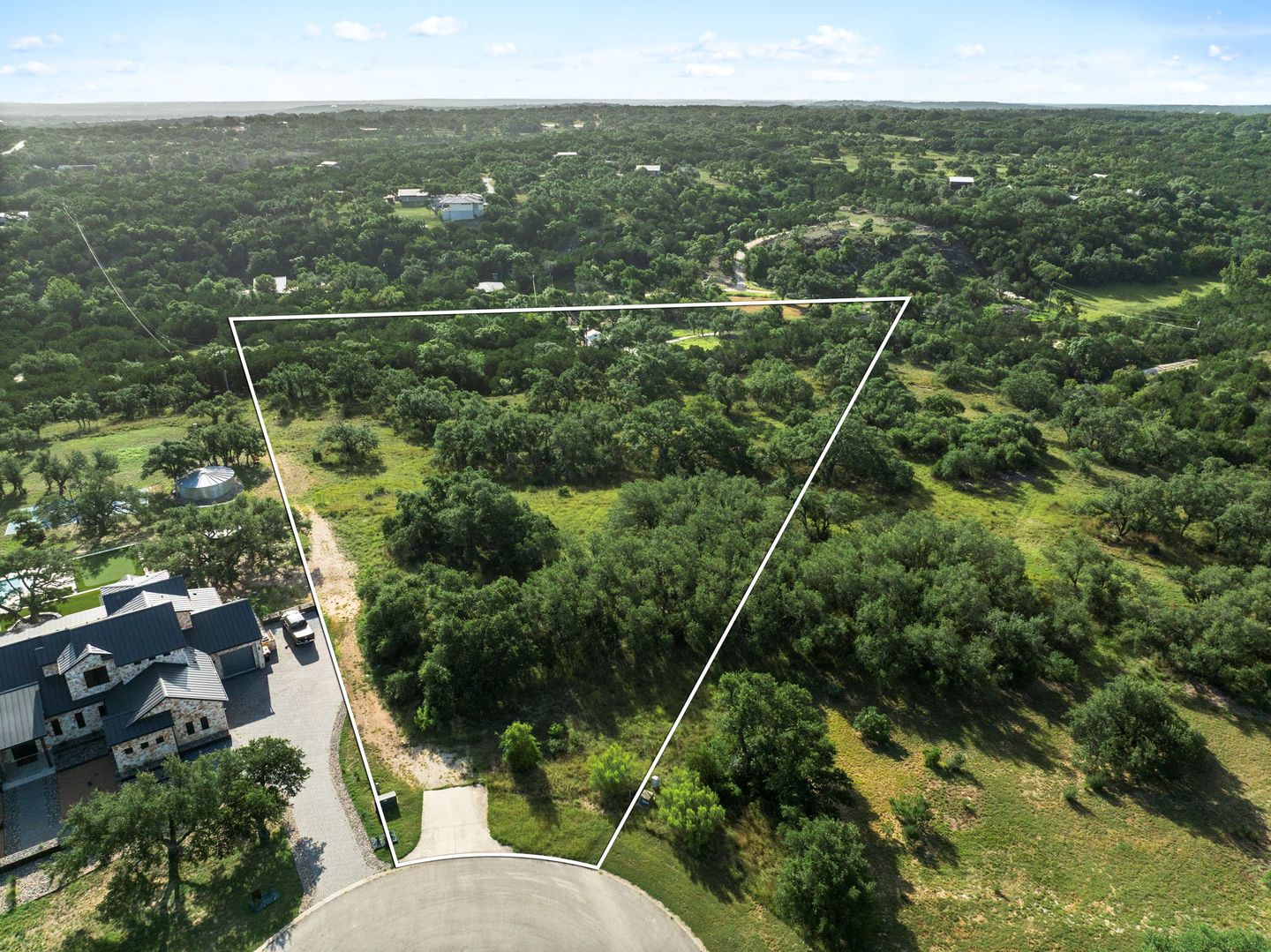 3-web-or-mls-202-st-helena-ct-8.jpg