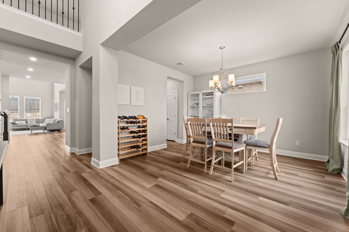 3-web-or-mls-250-eagle-mountain-trl.jpg