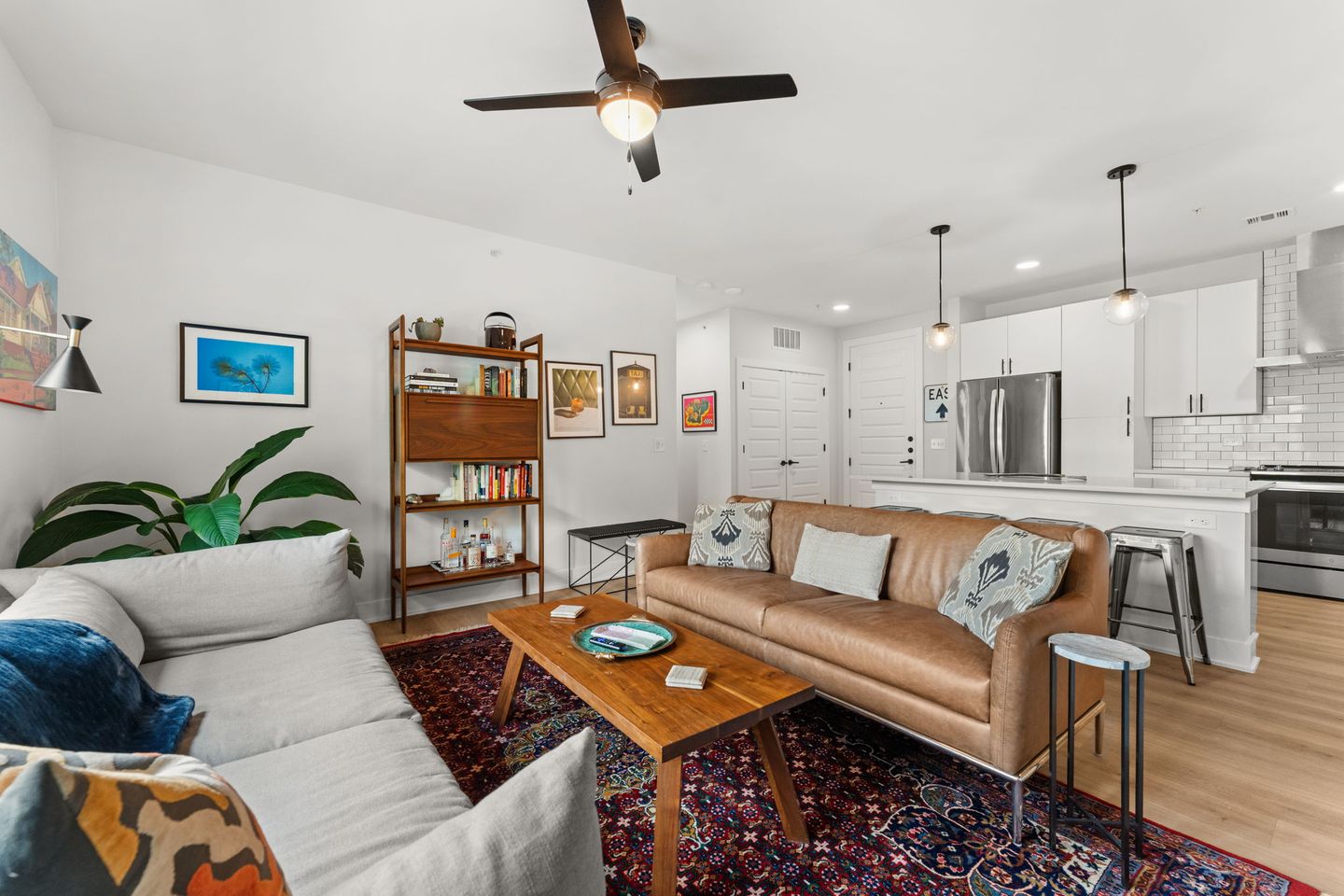 3-web-or-mls-3101-govalle-ave-215-10.jpg