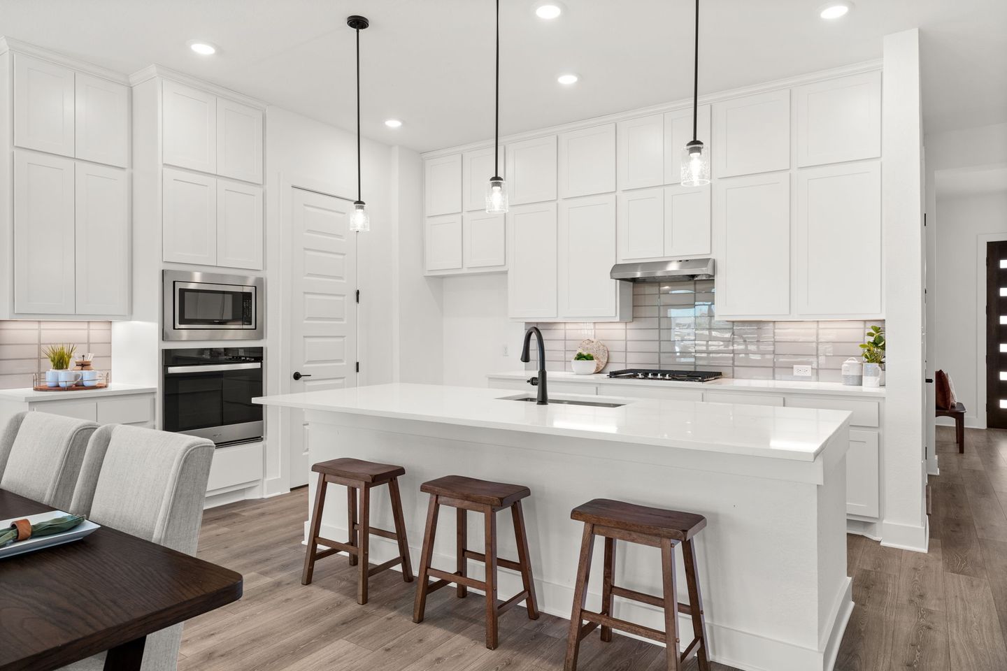 3-web-or-mls-320-millbend-rd-11.jpg