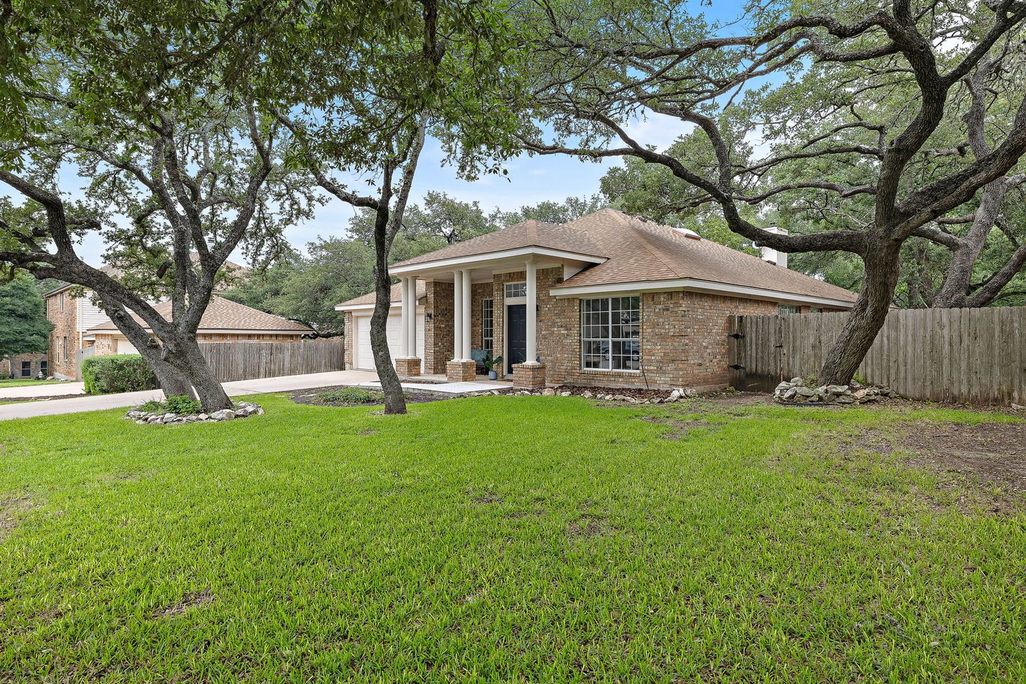 3-web-or-mls-6500-back-bay-ln-kcp-050824---236.jpg