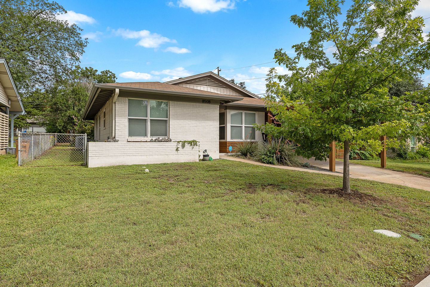 3-web-or-mls-8508-contour-dr-kcp-071726---165.jpg