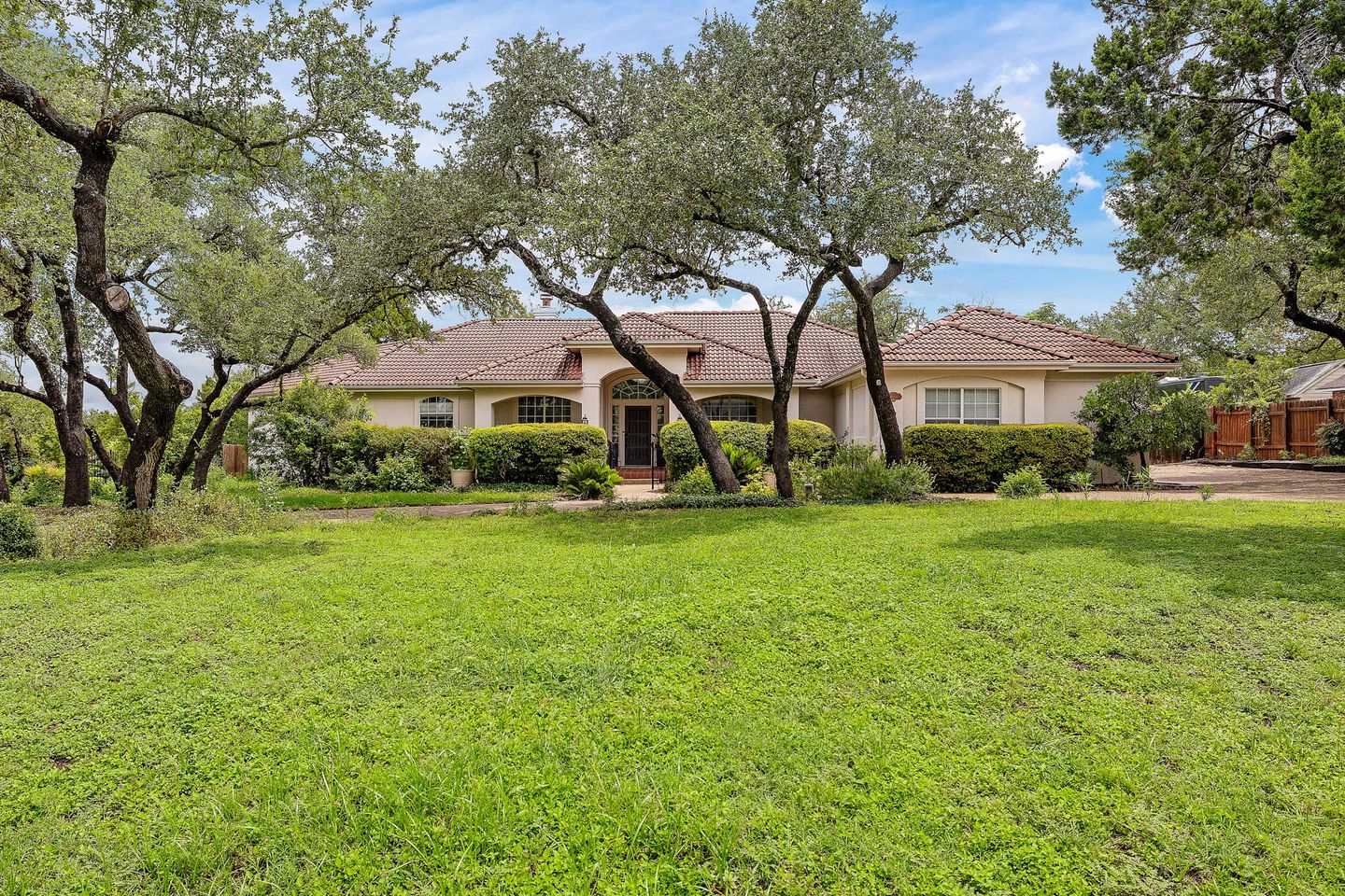 3-web-or-mls-9608-streamside-dr-kcp-061526---221.jpg