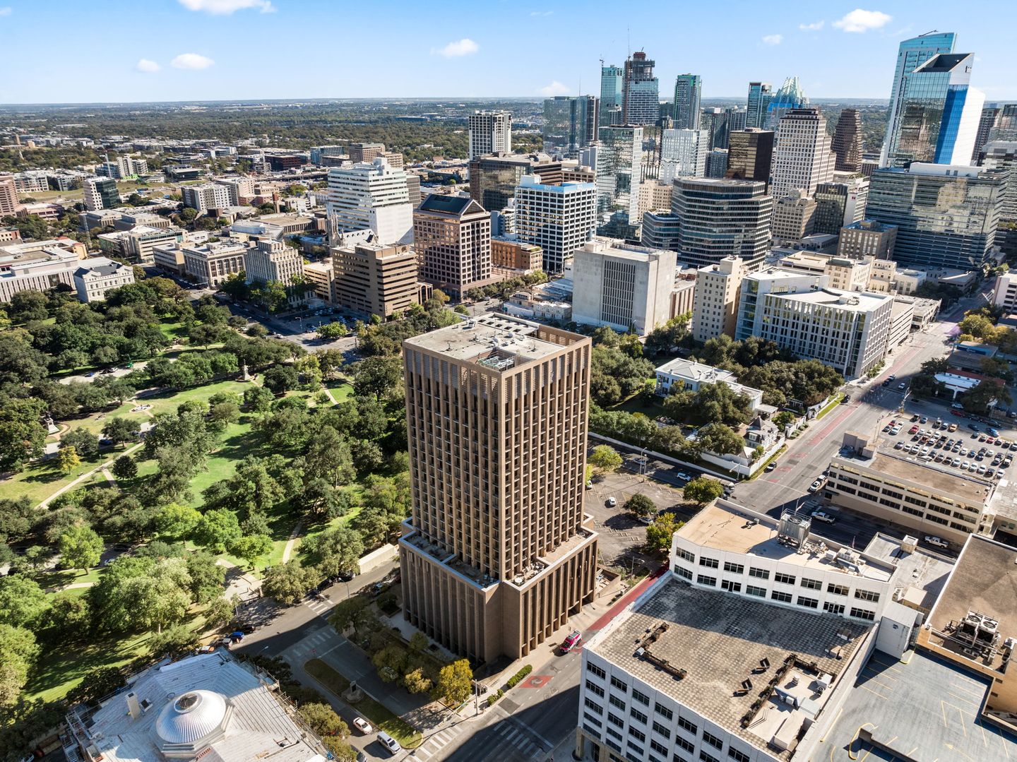 30-web-or-mls-1122-colorado-st-1202-21.jpg