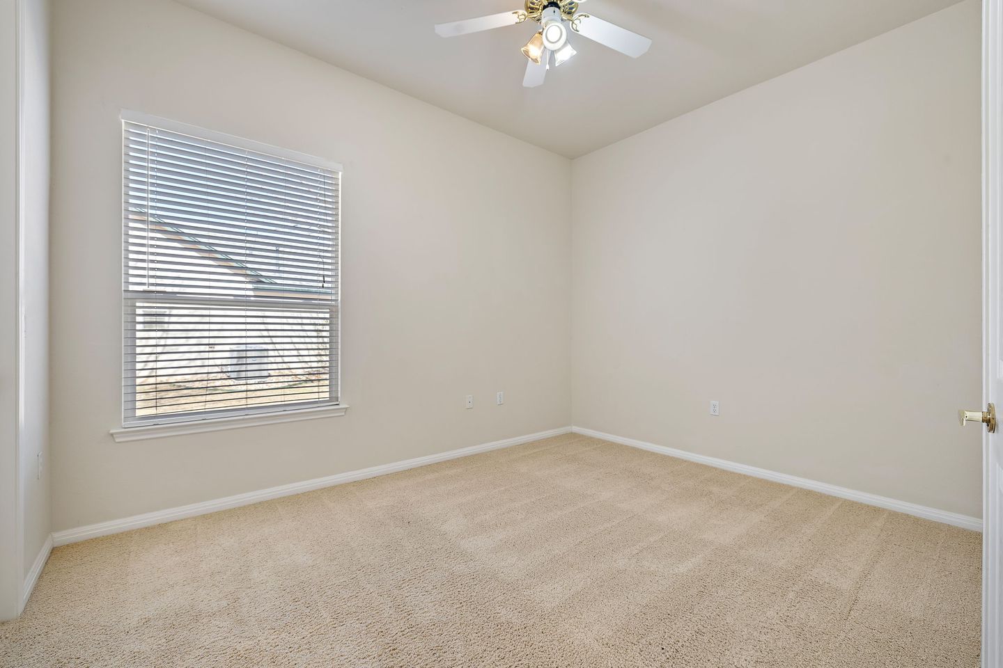 30-web-or-mls-120-durango-trail-kcp-022625---11.jpg