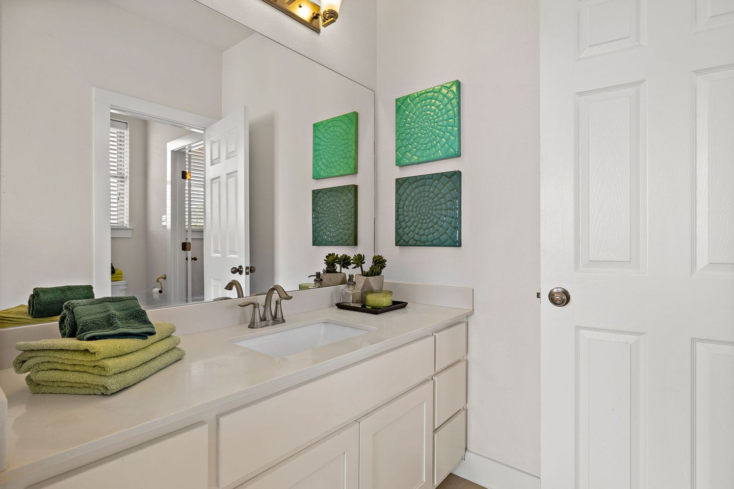 30-web-or-mls-1305-sarah-christine-ln-kcp-062124---23.jpg