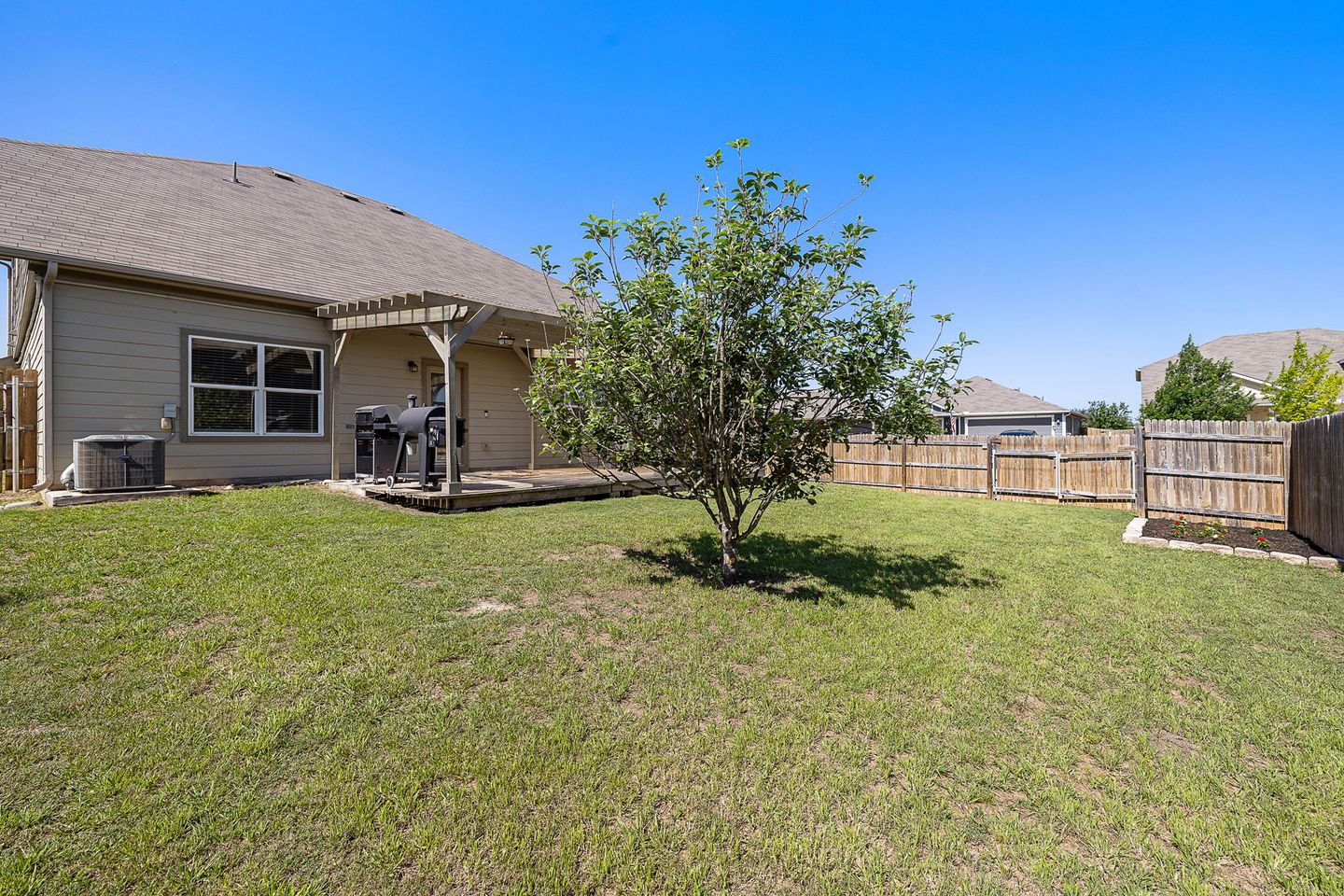 30-web-or-mls-201-garcitas-creek-ln-kcp-051326---202.jpg