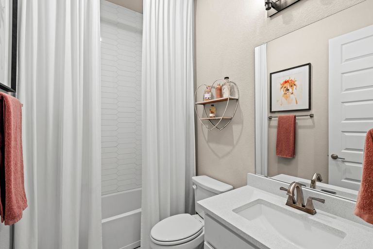 30-web-or-mls-217-northcrest-dr.jpg