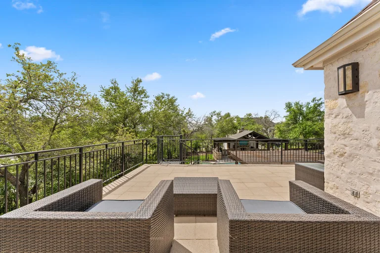 4009 Vivas Lane, photo 32