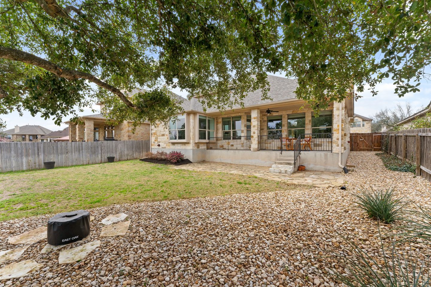 30-web-or-mls-7908-via-verde-dr-(38-of-41).jpg