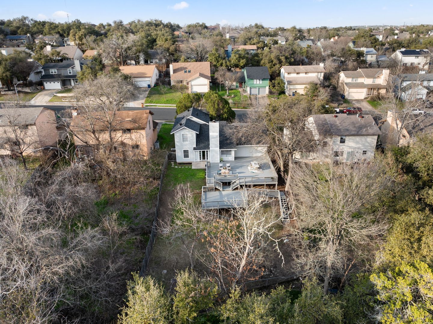 30-web-or-mls-8409-spring-valley-dr-32.jpg