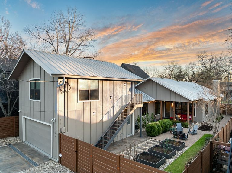 31-web-or-mls-1706-canterbury-st-(31-of-37).jpg