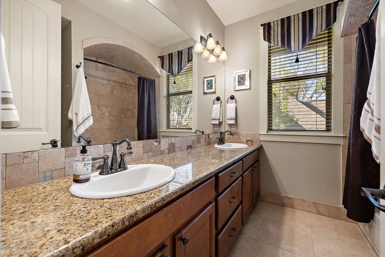 31-web-or-mls-5607-clay-ave-a-kcp-032326---20-1774466185.jpg