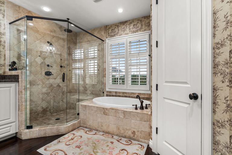 31-web-or-mls-7324-vista-mountain-dr-30.jpg