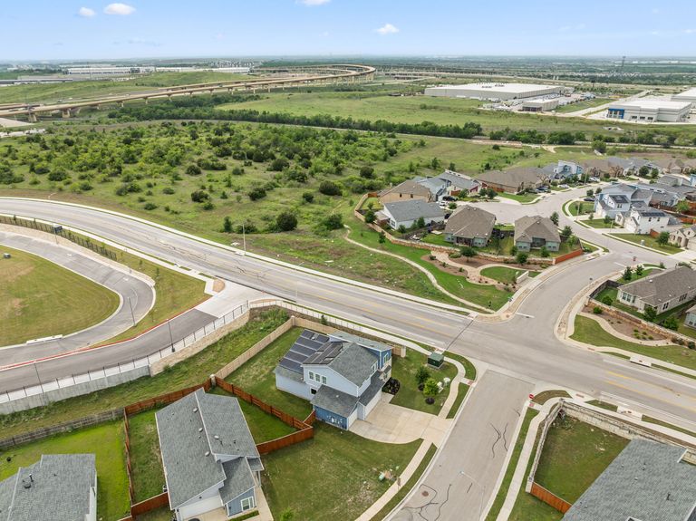32-web-or-mls-11320-charger-wy-39.jpg