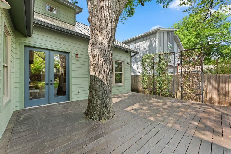 32-web-or-mls-1710-payne-ave-35.jpg