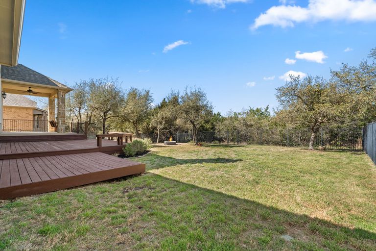 32-web-or-mls-17609-wildrye-dr-(31-of-46).jpg