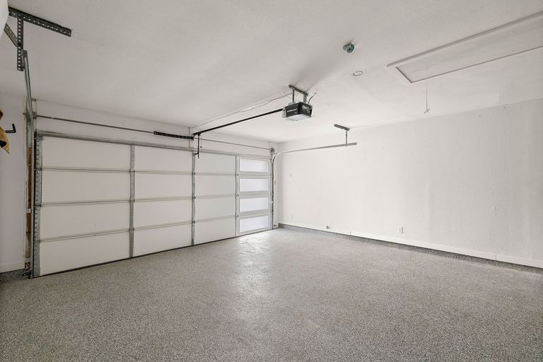 32-web-or-mls-2709-jorwoods-dr-kcp-070825---165.jpg