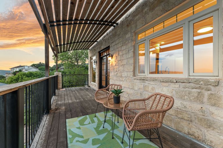 32-web-or-mls-5913-northwest-pl-49.jpg