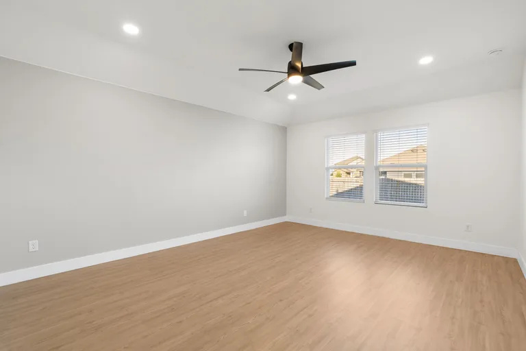 1412 Aquilla Dr, photo 20